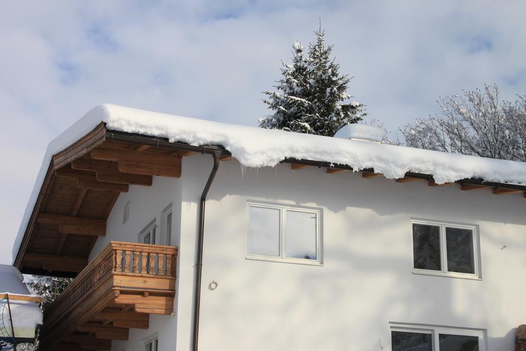 Apartment Am Birkenweg Oberndorf in Tirol Ruang foto
